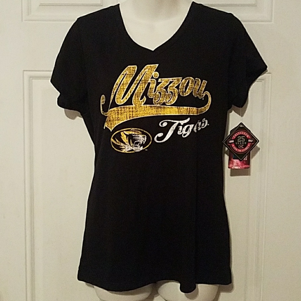 3/ $30 Size large Mizzou t-shirt